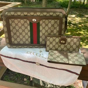 Vintage Gucci Purse with matching Wallet and Case